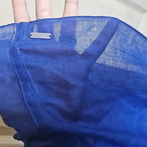 Calvin Klein royal blue infinity scarf 100% acrylic - Picture 7 of 8